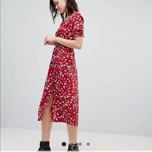 Influence Tall red floral midi dress, size 8